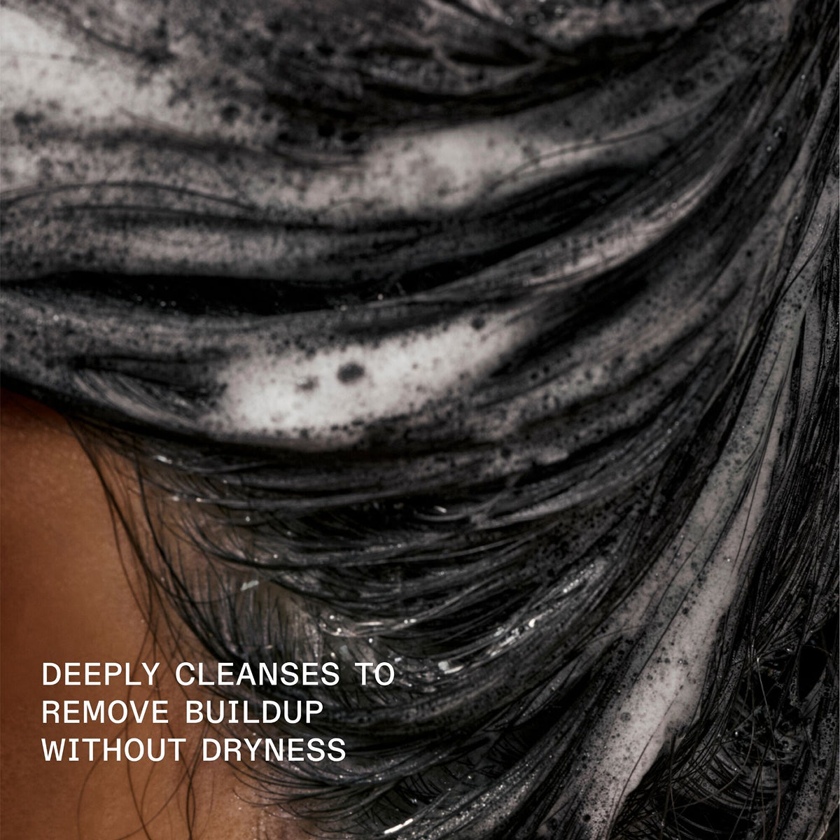 Olaplex No. 4C Bond Maintenance Clarifying Shampoo