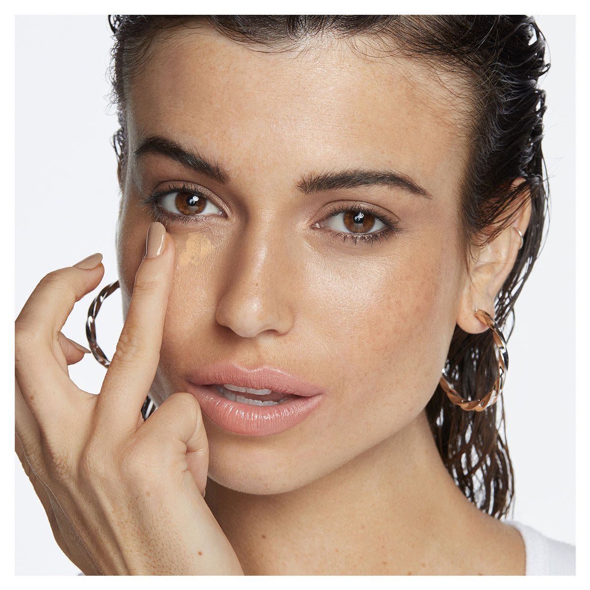 Smashbox X BECCA Under Eye Brightening Corrector