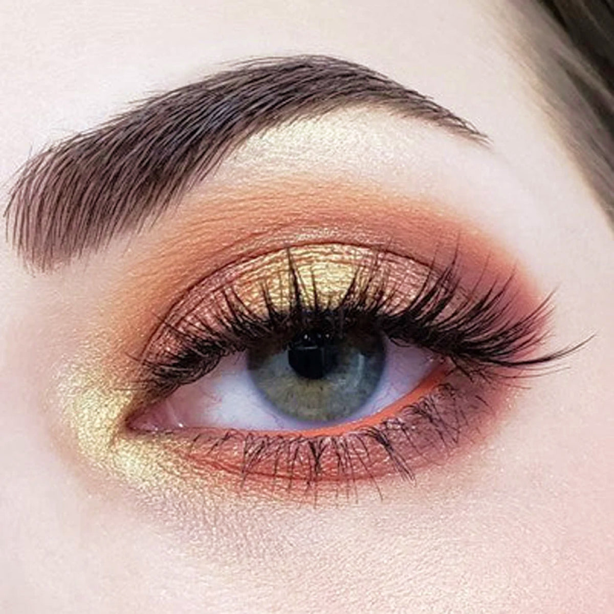 Crown Brush GO2 Earth Metals Eyeshadow Palette