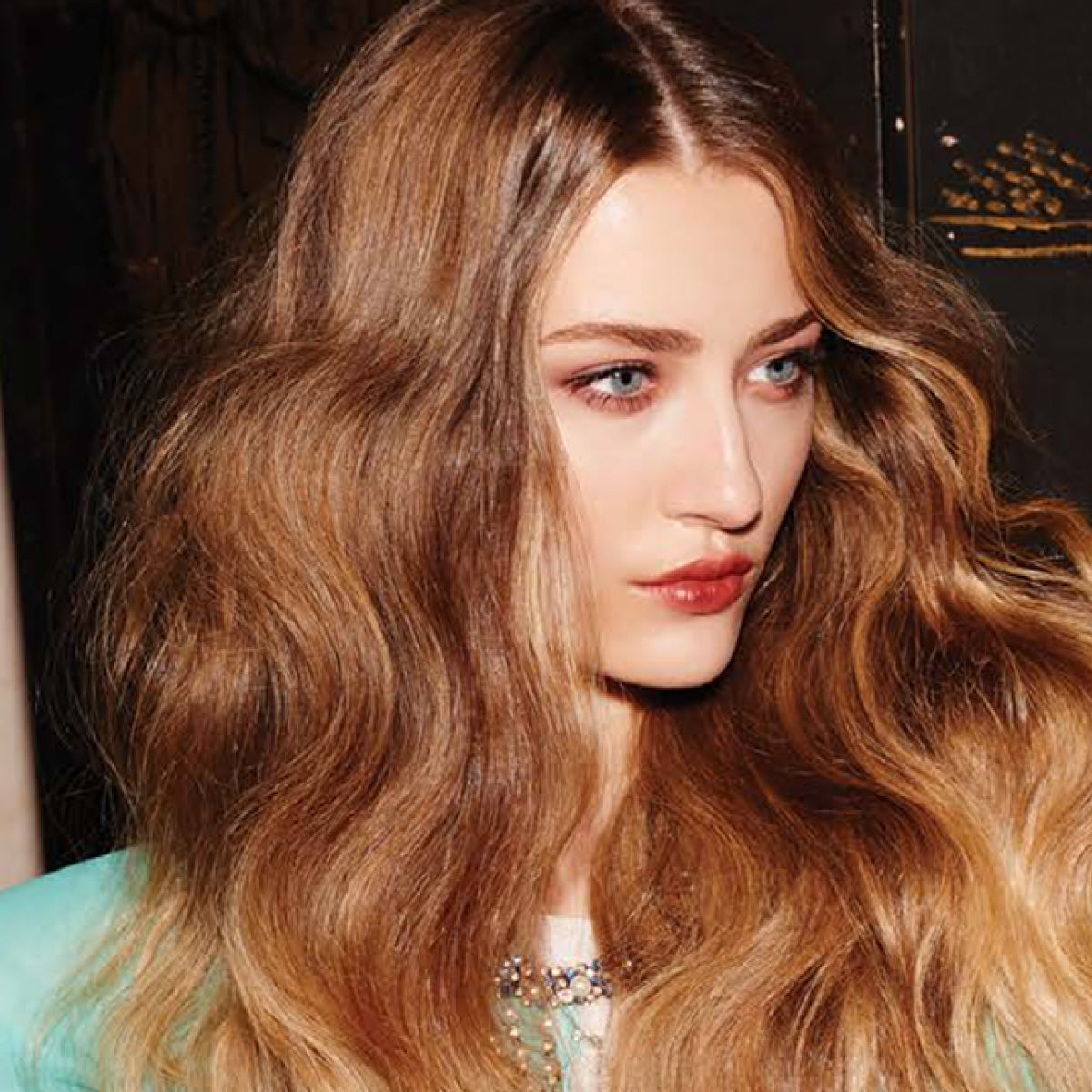 Kevin Murphy Bedroom.Hair Flexible Texturizing Hairspray