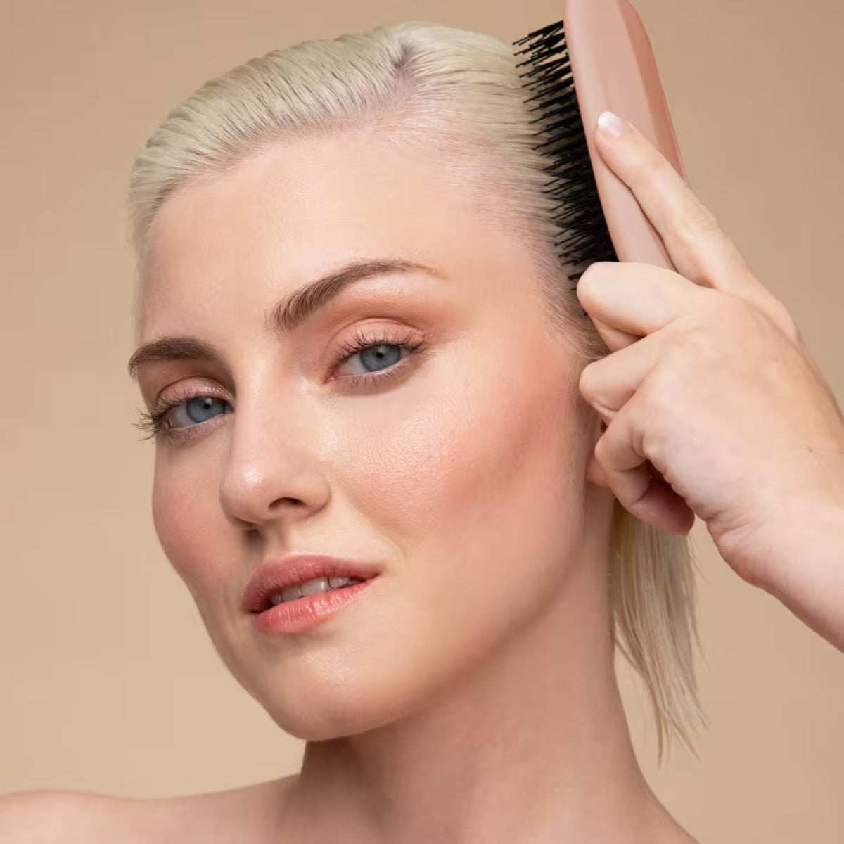 Kitsch Scalp Renewal Brush Terracotta
